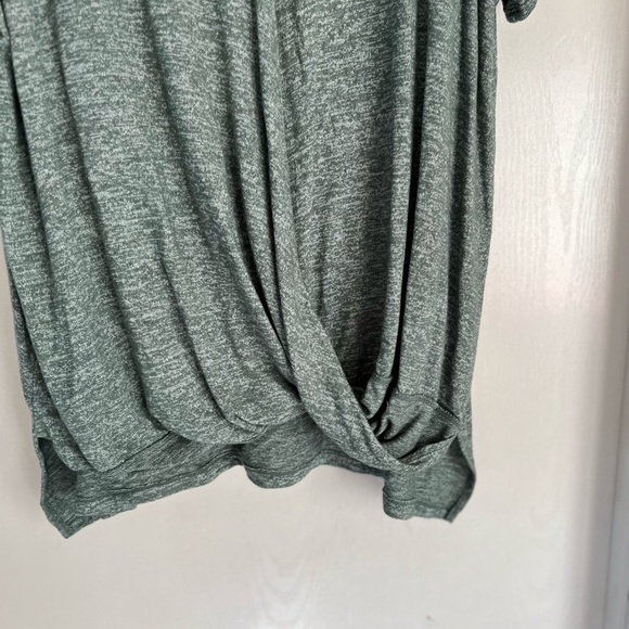 Calvin Klein Performace Stretch Lightweight Pullover Sweater - Picture 3 of 7